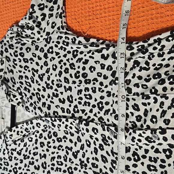 A14 Black and White Long Sleeve Sheath Dress Size 2 Button Front Closure Knit - Picture 11 of 11